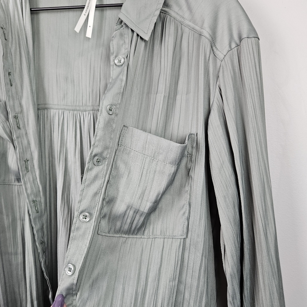 Anthropologie Relaxed Button Down Green Medium - Picture 6 of 8